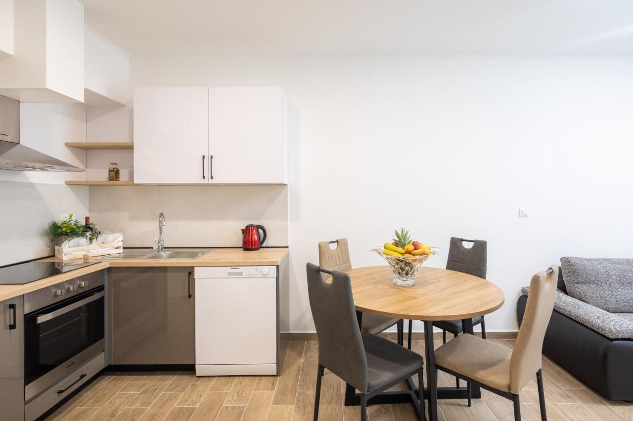 Direct Beach Apartments Jesenice  Exterior foto